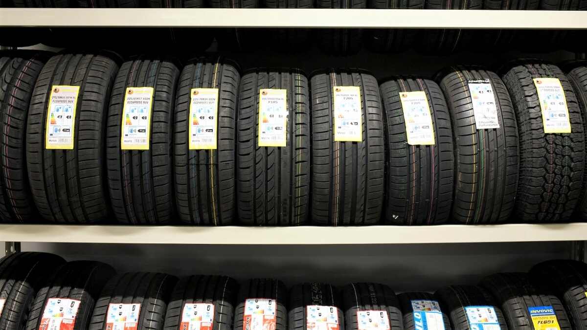 Save Money When Buying Replacement Tires with These NoNonsense Tips